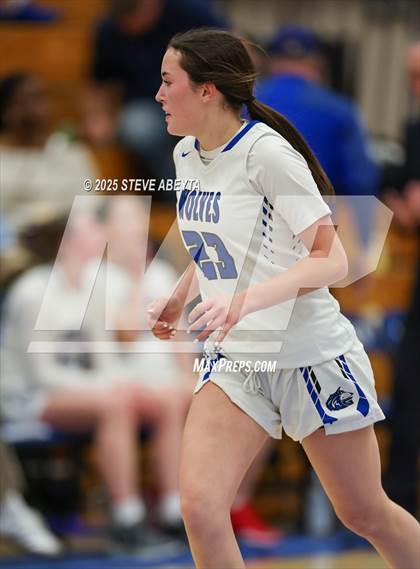 Thumbnail 1 in Regis Jesuit @ Grandview photogallery.