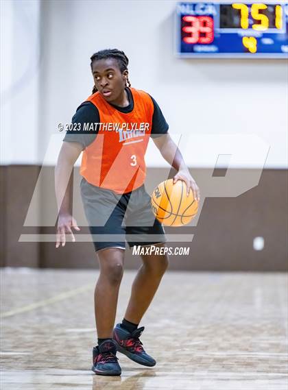 Thumbnail 2 in New Life Christian Academy vs Sandhills photogallery.