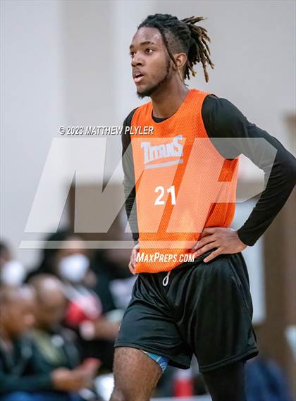 Thumbnail 2 in New Life Christian Academy vs Sandhills photogallery.