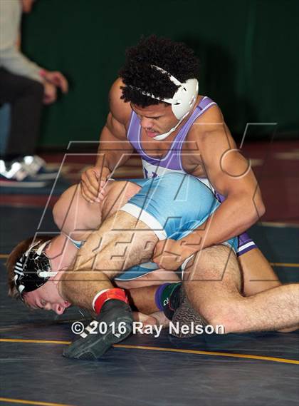 Thumbnail 1 in NYSPHSAA Championships (Division I Semifinals, 132-285 Lbs.) photogallery.