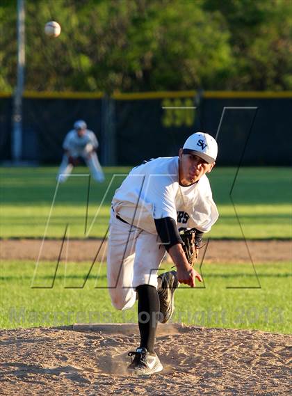Thumbnail 3 in DuBois vs. Seneca Valley (PIAA Class AAAA First Round) photogallery.