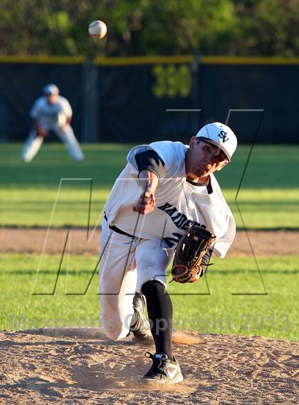 Thumbnail 2 in DuBois vs. Seneca Valley (PIAA Class AAAA First Round) photogallery.