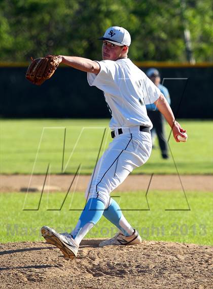 Thumbnail 3 in DuBois vs. Seneca Valley (PIAA Class AAAA First Round) photogallery.