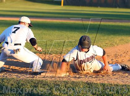 Thumbnail 2 in DuBois vs. Seneca Valley (PIAA Class AAAA First Round) photogallery.
