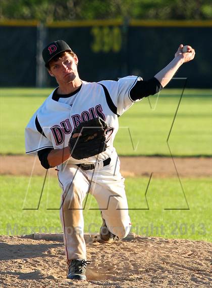 Thumbnail 1 in DuBois vs. Seneca Valley (PIAA Class AAAA First Round) photogallery.