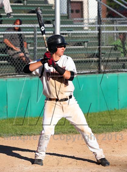 Thumbnail 1 in DuBois vs. Seneca Valley (PIAA Class AAAA First Round) photogallery.