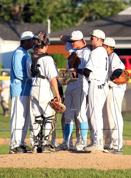 Thumbnail 1 in DuBois vs. Seneca Valley (PIAA Class AAAA First Round) photogallery.