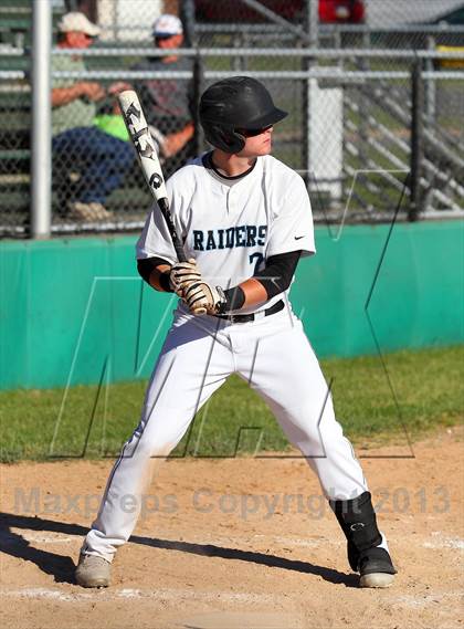 Thumbnail 2 in DuBois vs. Seneca Valley (PIAA Class AAAA First Round) photogallery.