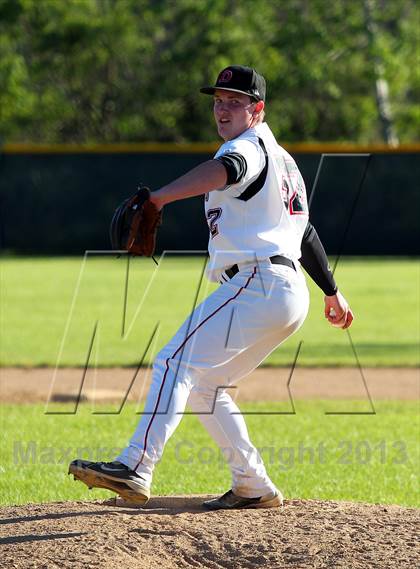 Thumbnail 2 in DuBois vs. Seneca Valley (PIAA Class AAAA First Round) photogallery.