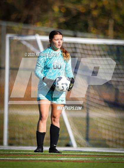 Thumbnail 3 in Byrd vs Archbishop Hannan (Flyer Invitational) photogallery.