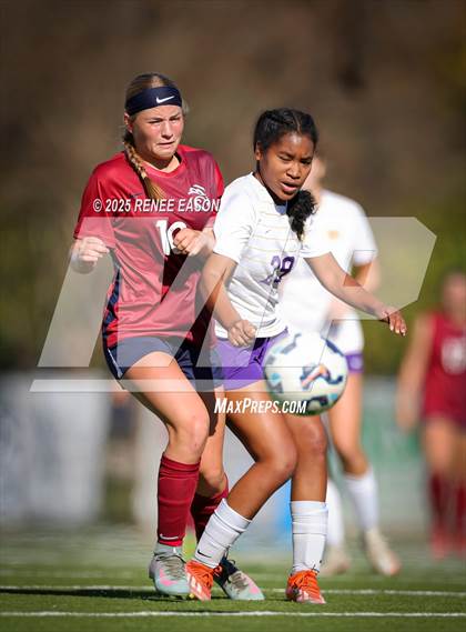 Thumbnail 2 in Byrd vs Archbishop Hannan (Flyer Invitational) photogallery.