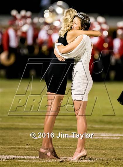 Thumbnail 1 in Ponder @ Santo (Homecoming) photogallery.