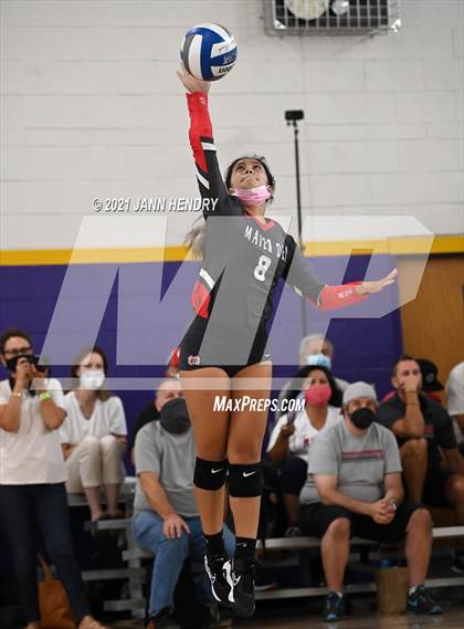 Thumbnail 2 in Mater Dei vs. Lone Peak (Durango Fall Classic) photogallery.