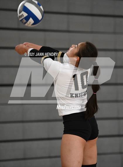 Thumbnail 1 in Mater Dei vs. Lone Peak (Durango Fall Classic) photogallery.