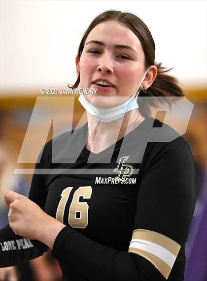 Thumbnail 1 in Mater Dei vs. Lone Peak (Durango Fall Classic) photogallery.