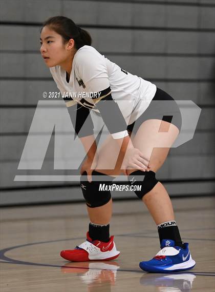 Thumbnail 2 in Mater Dei vs. Lone Peak (Durango Fall Classic) photogallery.
