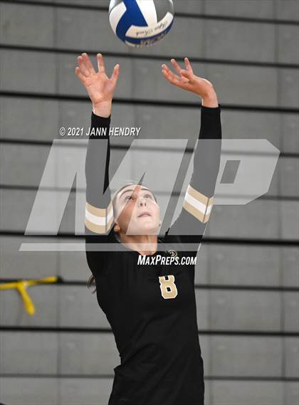 Thumbnail 1 in Mater Dei vs. Lone Peak (Durango Fall Classic) photogallery.