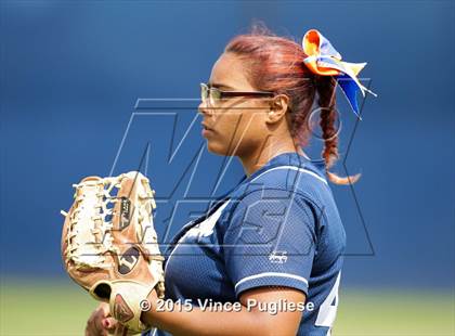 Thumbnail 2 in Chatsworth vs. Harvard-Westlake (Spring Fling) photogallery.