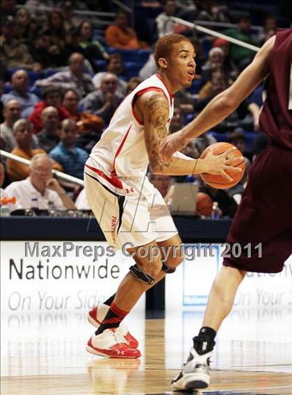 Thumbnail 2 in Imhotep Charter vs. Greensburg Central Catholic (PIAA Class AA Final) photogallery.