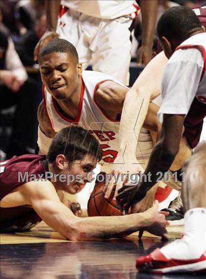 Thumbnail 1 in Imhotep Charter vs. Greensburg Central Catholic (PIAA Class AA Final) photogallery.