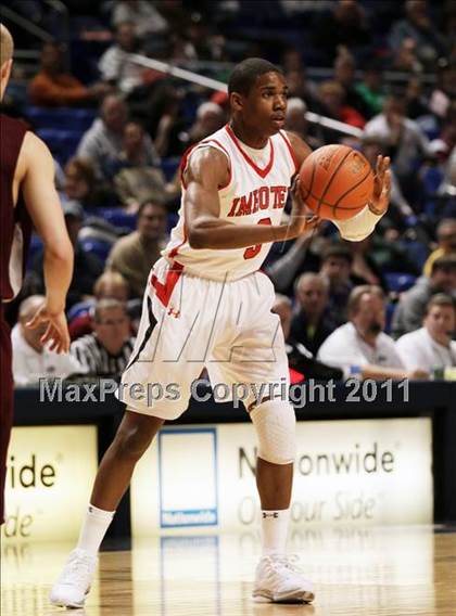 Thumbnail 3 in Imhotep Charter vs. Greensburg Central Catholic (PIAA Class AA Final) photogallery.