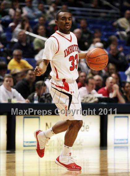 Thumbnail 3 in Imhotep Charter vs. Greensburg Central Catholic (PIAA Class AA Final) photogallery.