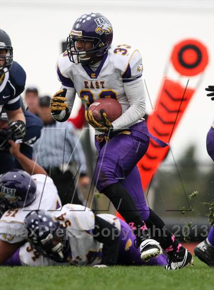 Thumbnail 1 in East/School of the Arts/Dr. Thomas vs. Mendon/Sutherland (Section 5 Class AA Quarterfinals) photogallery.