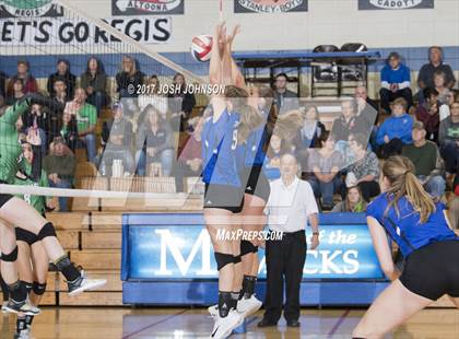 Thumbnail 2 in Regis @ McDonell Central photogallery.