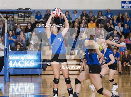 Thumbnail 2 in Regis @ McDonell Central photogallery.