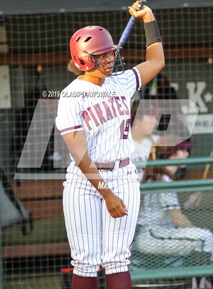 Thumbnail 2 in Klein Collins vs. Wylie (UIL 6A Regional Final) photogallery.