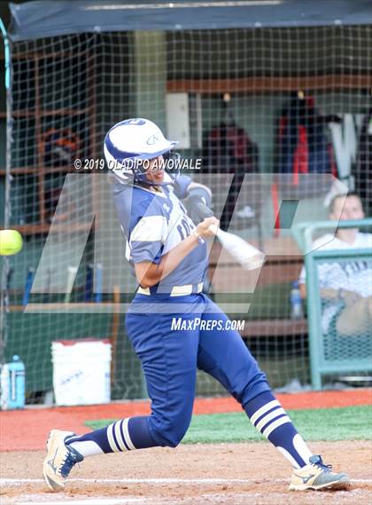 Thumbnail 3 in Klein Collins vs. Wylie (UIL 6A Regional Final) photogallery.