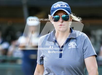 Thumbnail 3 in Klein Collins vs. Wylie (UIL 6A Regional Final) photogallery.