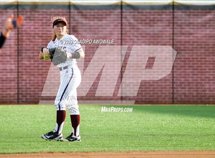 Thumbnail 2 in Klein Collins vs. Wylie (UIL 6A Regional Final) photogallery.