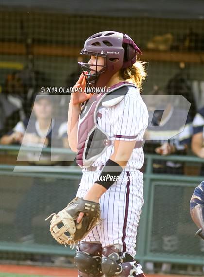 Thumbnail 1 in Klein Collins vs. Wylie (UIL 6A Regional Final) photogallery.