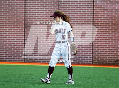 Thumbnail 1 in Klein Collins vs. Wylie (UIL 6A Regional Final) photogallery.