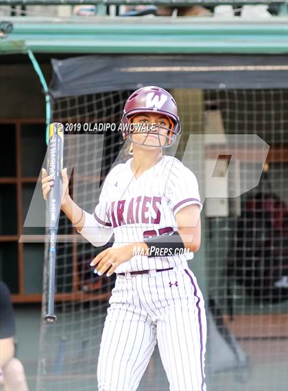 Thumbnail 1 in Klein Collins vs. Wylie (UIL 6A Regional Final) photogallery.