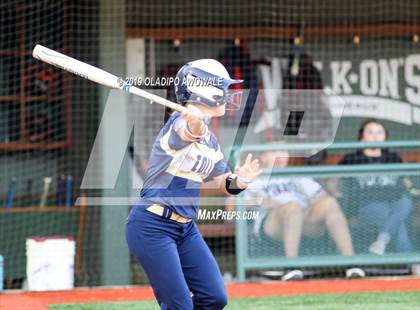 Thumbnail 3 in Klein Collins vs. Wylie (UIL 6A Regional Final) photogallery.
