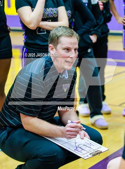 Thumbnail 3 in Lake Stevens vs. Issaquah (WIAA 4A Opening Round) photogallery.