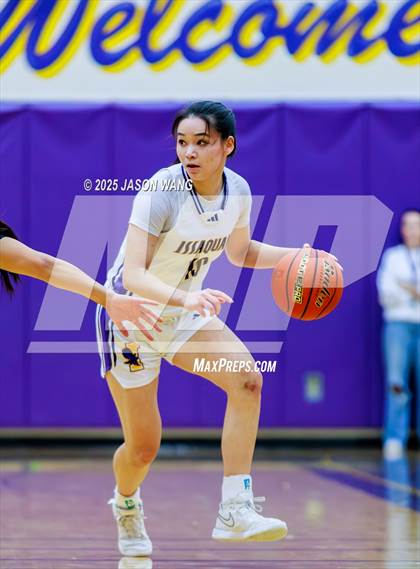 Thumbnail 1 in Lake Stevens vs. Issaquah (WIAA 4A Opening Round) photogallery.