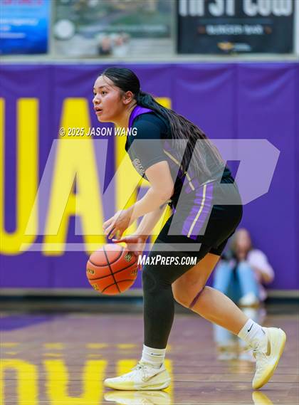 Thumbnail 3 in Lake Stevens vs. Issaquah (WIAA 4A Opening Round) photogallery.