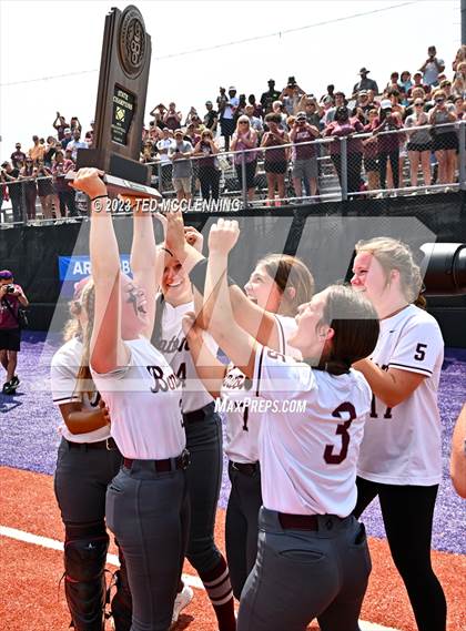 Thumbnail 1 in Benton vs. Greene County Tech (AAA 5A Final) photogallery.