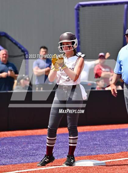 Thumbnail 2 in Benton vs. Greene County Tech (AAA 5A Final) photogallery.