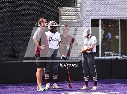 Thumbnail 2 in Benton vs. Greene County Tech (AAA 5A Final) photogallery.