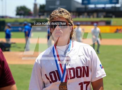 Thumbnail 2 in London vs. Brock (UIL 3A Baseball Semifinal Medal Ceremony) photogallery.