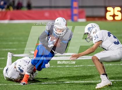 Thumbnail 1 in Graham-Kapowsin @ Bellarmine Prep photogallery.