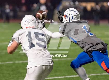 Thumbnail 2 in Graham-Kapowsin @ Bellarmine Prep photogallery.