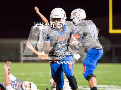Thumbnail 3 in Graham-Kapowsin @ Bellarmine Prep photogallery.