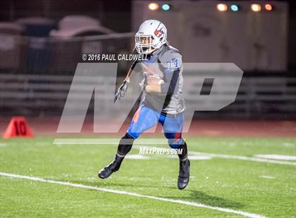Thumbnail 2 in Graham-Kapowsin @ Bellarmine Prep photogallery.