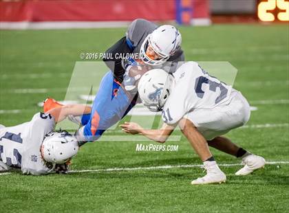 Thumbnail 2 in Graham-Kapowsin @ Bellarmine Prep photogallery.
