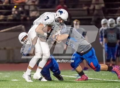 Thumbnail 2 in Graham-Kapowsin @ Bellarmine Prep photogallery.